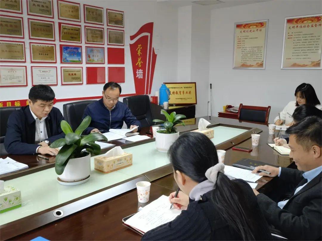 基金监督的深度报道，全球视角下的监管挑战与机遇 基金监督的报道